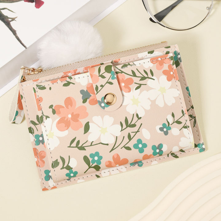 Fashionable%20floral%20print%20simple%20women's%20wallet%20With%20a%20Pom-pom%20Charm,%20High%20quality%20portable%20multi%20card%20slot%20women's%20short%20multifu%20-%20Image%203