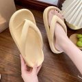 Sandals, shoes, tongs, rubber material, comfortable to wear, mini-sole, even longer wearing, softer.. 