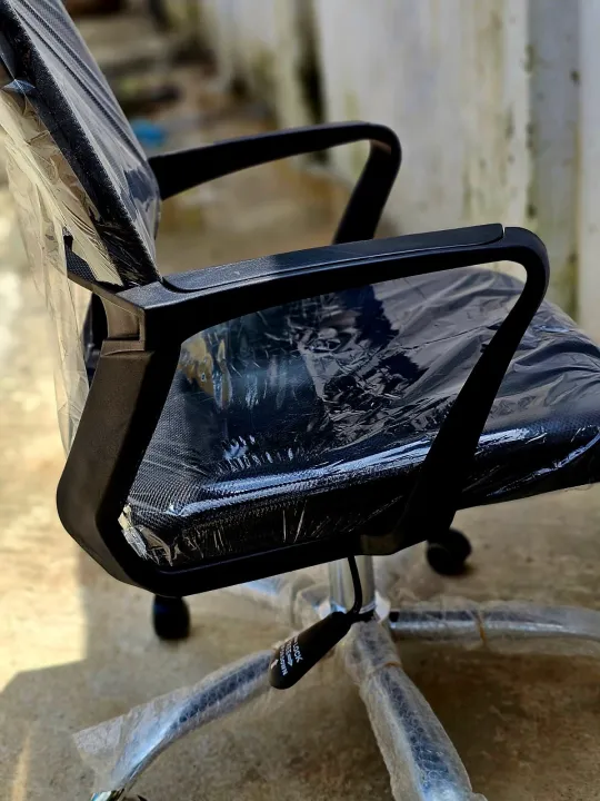 Fn-%20MC%2038%20full%20black%20smart%20office%20chair%20-%20Image%208