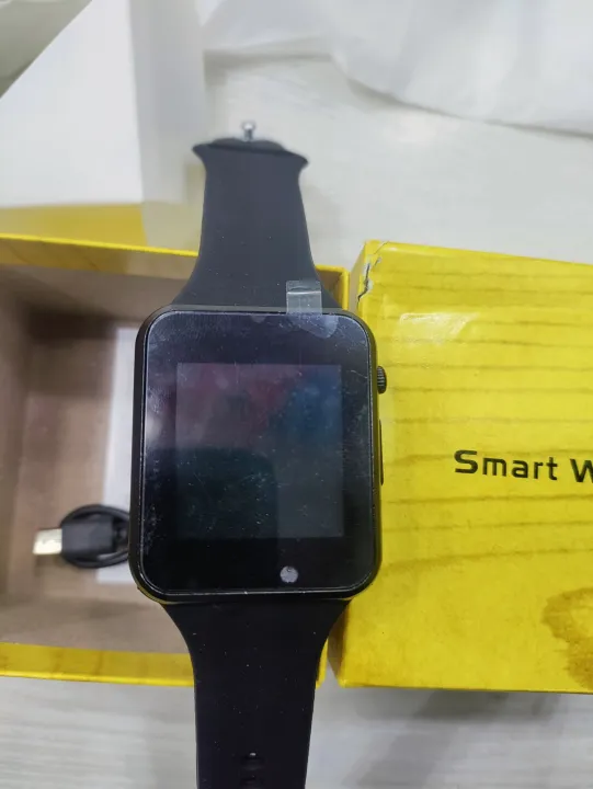 SIM%20Slot/Inserting%20Black%20Smartwatch%20(SIM%20Not%20Included)%20-%20Image%203