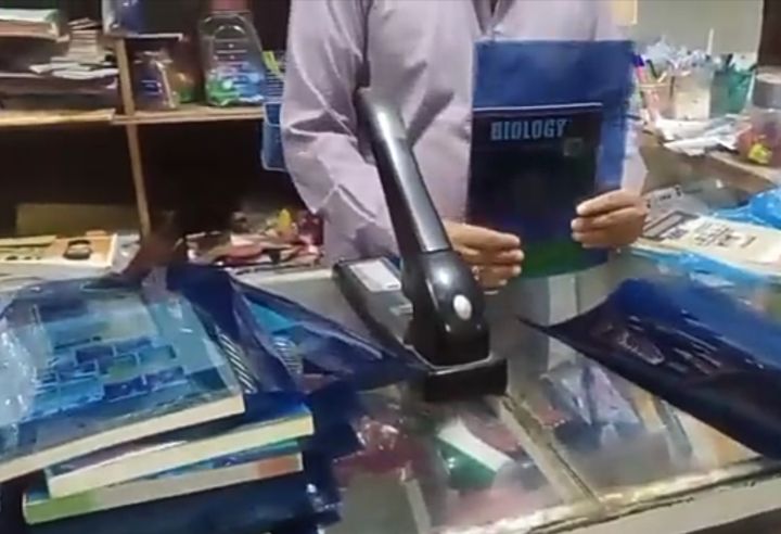 Pack%20of%2020/30/40/50/100/200%20PVC%20Blue%20Book%20Binding%20Covers%20Thick%20(X-Ray)%20A4%20Size%20-%20Image%207