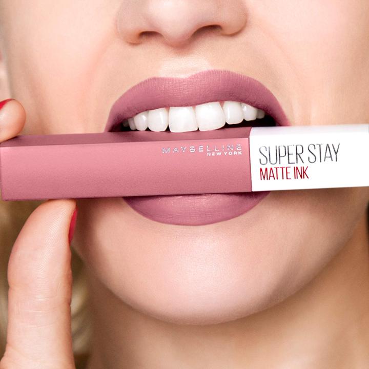 Maybelline%20%20NewYork%20SuperStay%20Matte%20Ink%20Liquid%20Lipstick%20-%2015%20Lover%20-%20Image%205