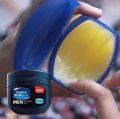 Vaseline Men Cooling Petroleum Jelly 100ml. 
