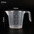 High quality 250 ml pp measuring cup. 