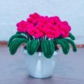 pipe cleaner flower pot decour. 