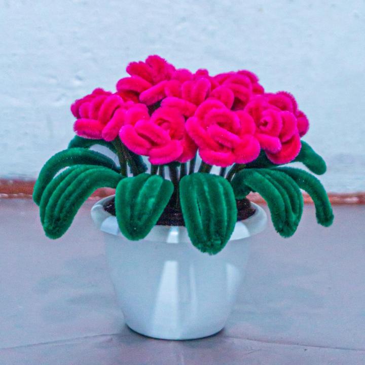 pipe cleaner flower pot decour