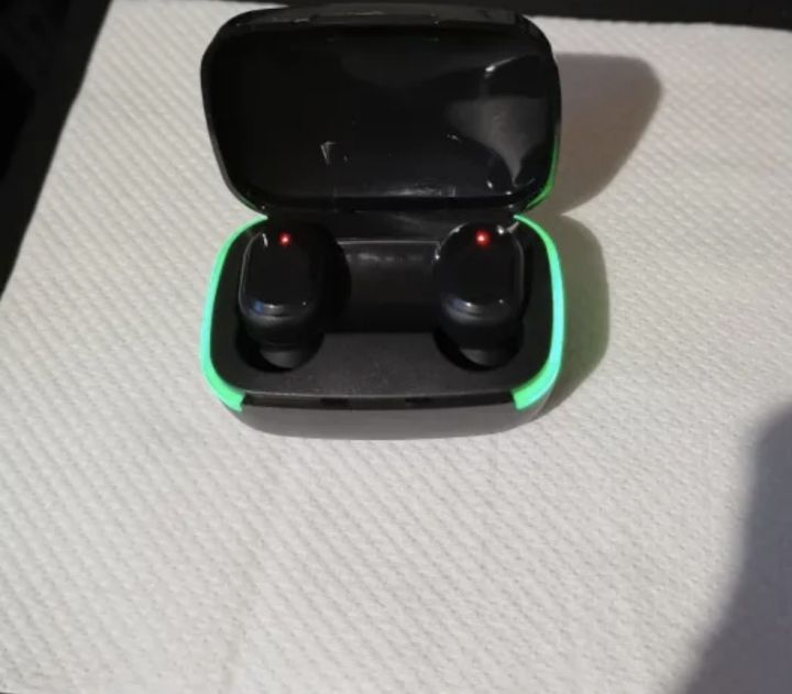 Y60%20earbuds%20wireless%20/%20high%20quality%20sound%20good%20battery%20timing%20/%20wireless%20earbuds%20/%20y60%20earbuds%20-%20Image%205