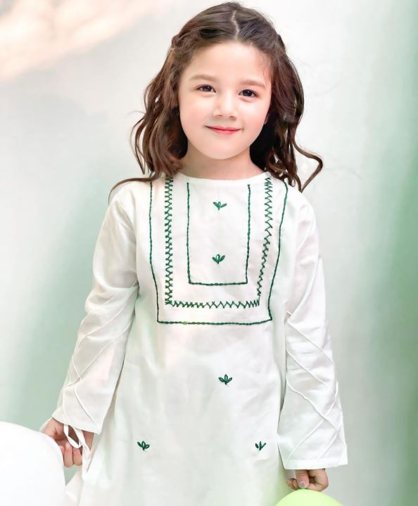 14 August dress White with green hand-embroidered shirt along with trouser | Independence Day  dress