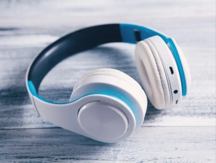 B39%20Headphone%20Bluetooth%20Wireless%20Headset%20Stereo%20audio%20Headphone%20Gaming%20Foldable%20Bluetooth%20HiFi%20Earphone%205.0%20With%20Microphone%20headset%20PAK%20FF%20-%20Image%204