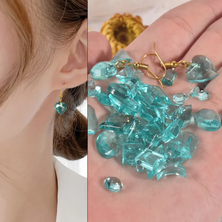 1PCS%20DIY%20mirror%20jewelry%20crystal%20Epoxy%20resin%20mold%20love%20geometry%20moon%20variety%20gemstone%20pendant%20mold%20-%20Image%203