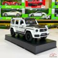 1:32 Diecast Mercedes-Benz G700 Brabus alloy car model light sound. 