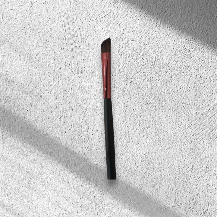 "Precision Eye Liner Brush - Professional Grade, Ultra-Fine Angled Tip for Perfect Winged Eyeliner, High-Density Synthetic Bristles, Ideal for Gel, Liquid & Cream Liners, Long-Lasting, Easy Clean - Essential Makeup Tool"