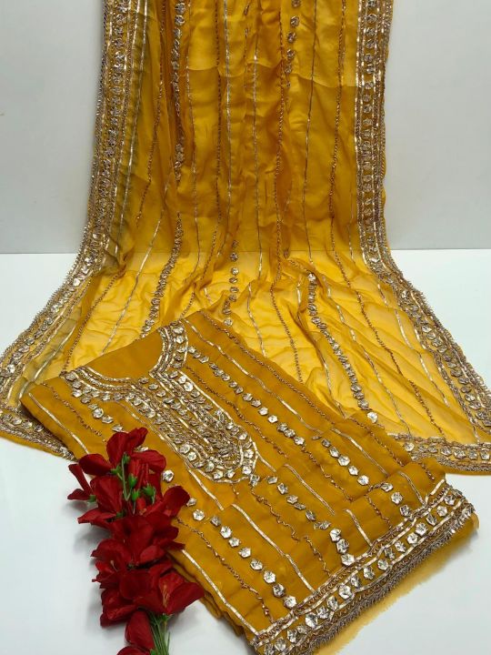 Multani%20heavy%20Gota%20suit%20-%20Image%208