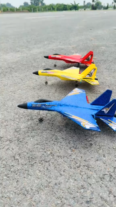 Rc Flying Plane, Model HW-33 Fighter Jet, Material EPP Foam, Colour Red ...