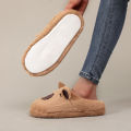 A Pair of Brown Plush Capybara Animal-Patterned Furry Home Slippers with Soft Soles, Comfortable and Warm, Non-Slip Indoor Slippers Suitable for Men and Women, Lightweight, Silent, and Comfortable Shoes, the Perfect Holiday Choice.