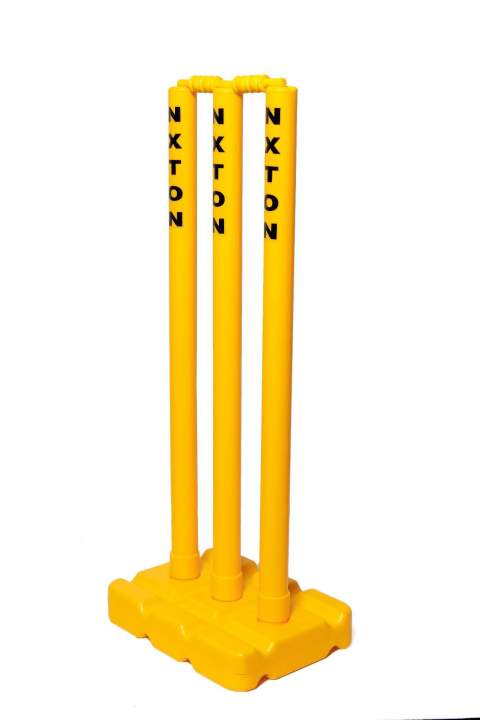 Premium%20Quality%20Plastic%20Cricket%20Stump%20Set%20With%20Base%20And%20Bails%20-%20Image%203