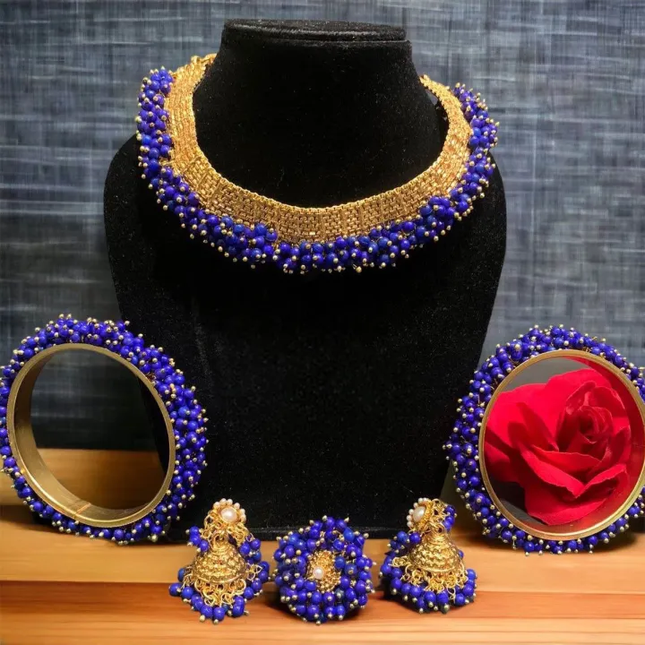 Fancy%20Necklace%20Set%20With%20Bangles%20For%20women%20-%20Image%202