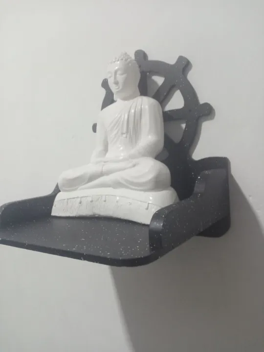 Budu%20Pillima%20Stand%20Wood%20-%20Image%202