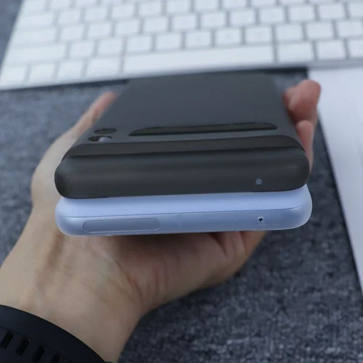 Ultra%20Slim%200.4MM%20Matte%20Phone%20Case%20for%20Google%20Pixel%2010%209%20Pro%20XL%208%20Pro%207%20A%20Clear%20Hard%20PP%20Back%20Funda%20Frosted%20Anti-fingerprint%20Cover%20-%20Image%206