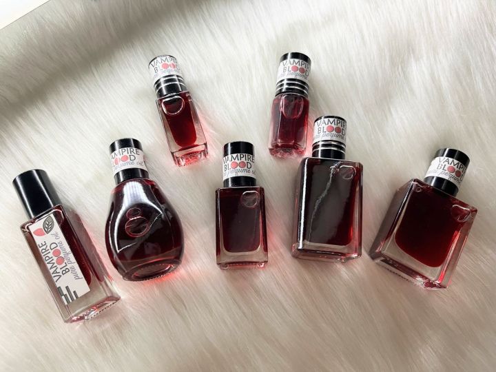 Vampire Blood 24 hours long lasting  premium perfume oil with different quantities (3ml,3.5ml,6ml,8ml,10ml,15ml) sweet refreshing roll on( selectable)