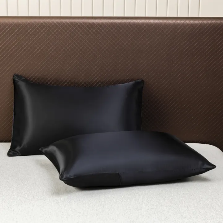 Black%20Luxury%20Ice%20Silk%20Bedding%20Set%20Satin%20Silky%20Duvet%20Cover%20Set%20With%20Pillowcase%20High-end%20Home%20Textiles%20Solid%20Color%20Bed%20Cover%20Sets%20-%20Image%206