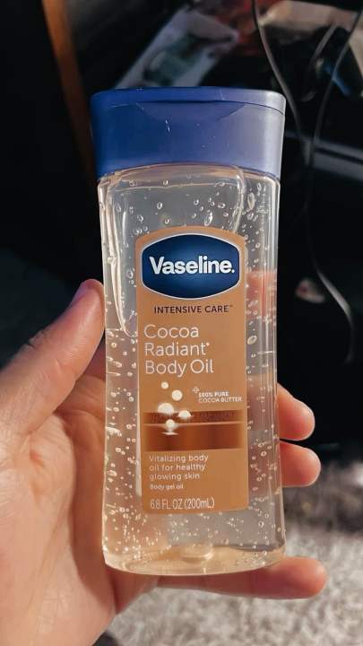 Vaseline%20Body%20Oil%20Intensive%20Care%20Cocoa%20Radiant%20Body%20Oil%20for%20Glowing%20skin%20Body%20Gel%20Oil%20made%20with%20Pure%20Cocoa%20Butter%20+%20Replenishing%20Oils%206.8%20oz%20200%20ml%20-%20Image%203