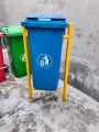 120 Litre Dustbin With fixed Hanging Stand. 