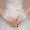 White Ivory Bridal Gloves Short Fingerless Wedding Gloves Gant Mariage Femme Accessoires Mariage Novia Bride Guantes 2025.