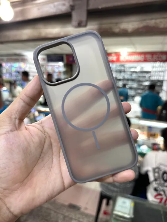 iphone%2011%2012%2013%2014%2015%2016%2017%20pro%20max%20premium%20100%25%20matte%20MagSafe%20back%20cover%20-%20Image%203