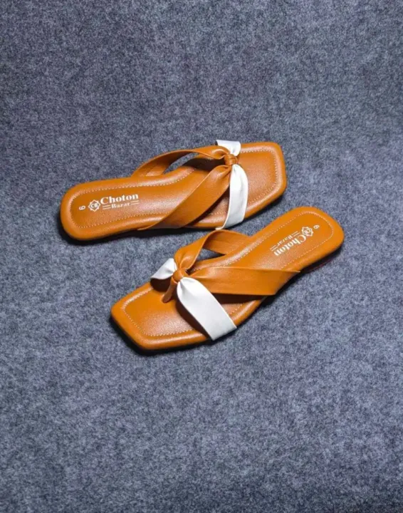 Ladies%20Regular%20Use%20Fashionable%20Flat%20Sandals%20-%20Girls%20Slim%20Fit%20Slips%20On%20Slippers%20%7C%20Four%20Fita%20-%20Image%202
