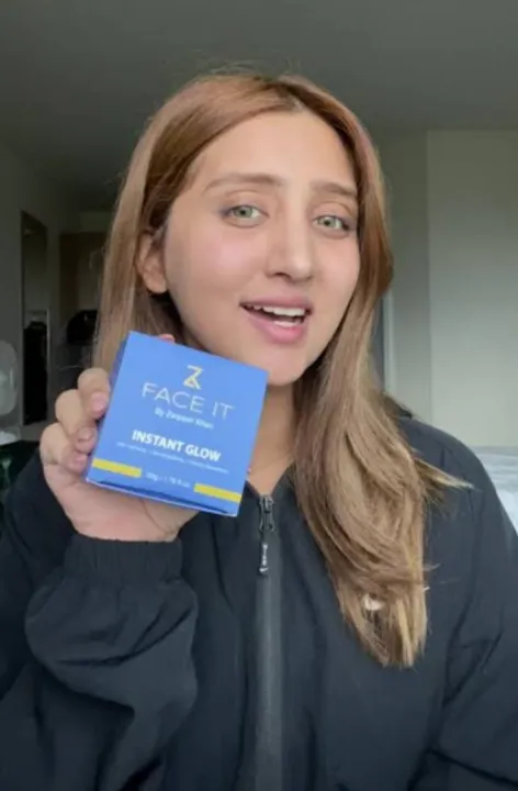 Face%20It%20Instant%20Glow%20Cream%20By%20Zarpash%20Khan%20Premium%20Skincare%20Product%20For%20Radiant%20Skin%20-%2050g%20-%20Image%208
