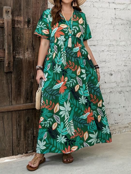 Women's%20Plus%20Size%20Boho%20Tropical%20Print%20V-Neck%20Dress%20with%20Ruched%20Chest%20&%20Short%20Sleeves%20Spring%20Summer%20Vacations%20Cute%20Dresses%20-%20Image%203