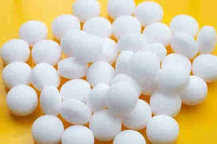 Camphor%20Balls%20(Kafoor)%20pack%20of%2012%20%20Snow-white%20camphor%20balls%20100%E2%84%85%20Original%20kafor%20each%20pack%20have%209ball%20-%20Image%206