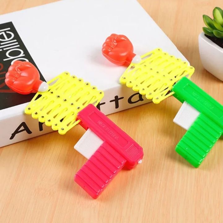 3%20Pcs%20Fun%20Telescopic%20Fist%20Funny%20Toy%20Children's%20Birthday%20Halloween%20Party%20Supplies%20%20Christmas%20Carnival%20Party%20%20Rewards%20-%20Image%202