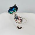 Rhinestone Crystal Cat Pendant Brooch Women's Gold Color Animal Pin Fashion Accessories Lapel Pins Collar Buttons Party Dress. 