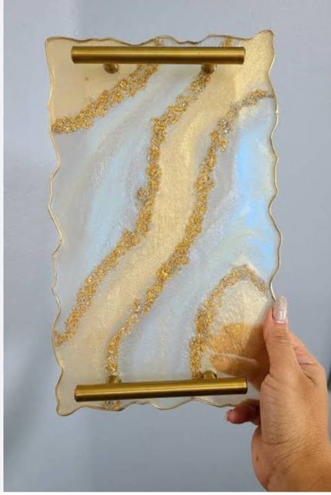 Resin tray