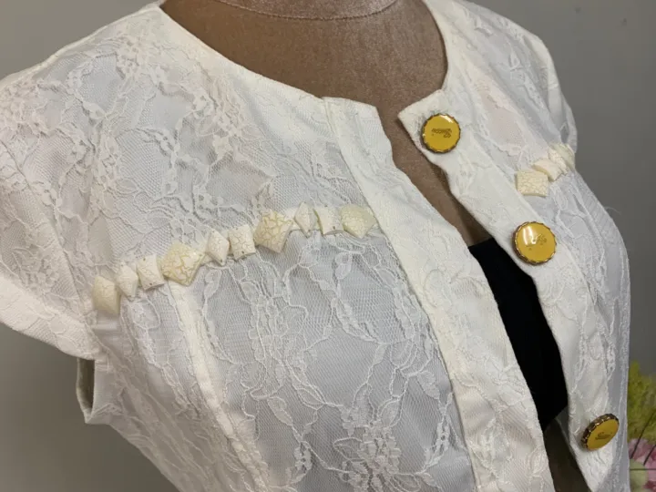 Crop%20Top%20Cardigan%20with%20Lace%20%E1%80%A1%E1%80%95%E1%80%B1%E1%80%AB%E1%80%BA%E1%80%91%E1%80%95%E1%80%BA%E1%80%A1%E1%80%84%E1%80%BA%E1%80%B9%E1%80%80%E1%80%BB%E1%80%AE%E1%80%A1%E1%80%90%E1%80%AD%E1%80%AF%20AyeyarMark%20trendy%20fashion,%20perfect%20for%20layering%20-%20Image%204