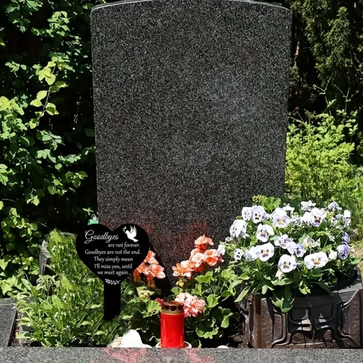 1pc%20Heart-shaped%20Commemorative%20Plaque%20Pile%20Cemetery%20Mark%20Black%20Garden%20Pile%20Sympathy%20Cemetery%20Pile%20Courtyard%20Cemetery%20Decoration%20-%20Image%206