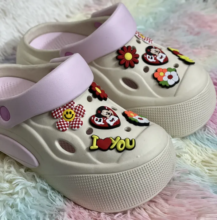 New%20Premium%20EVA%20Rubber%20High%20Heel%20Crocs%20With%20Cute%20Charms%20Ultra%20Comfortable%20&%20Durable%20Cushioned%20For%20Girls%20&%20Ladies%20-%20Image%203