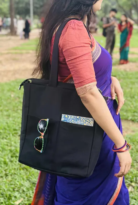 Canvas%20Multifunctional%20Tote%20Bag%20-%20Image%203