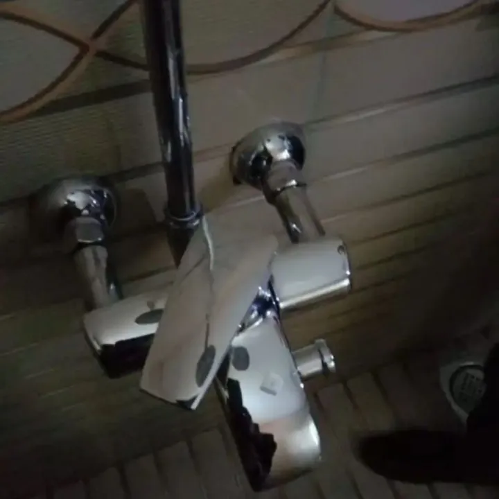 Chrome%20shiner%20300g%20tap%20,glass%20or%20bathroom%20accessories%20cleaner%20-%20Image%205