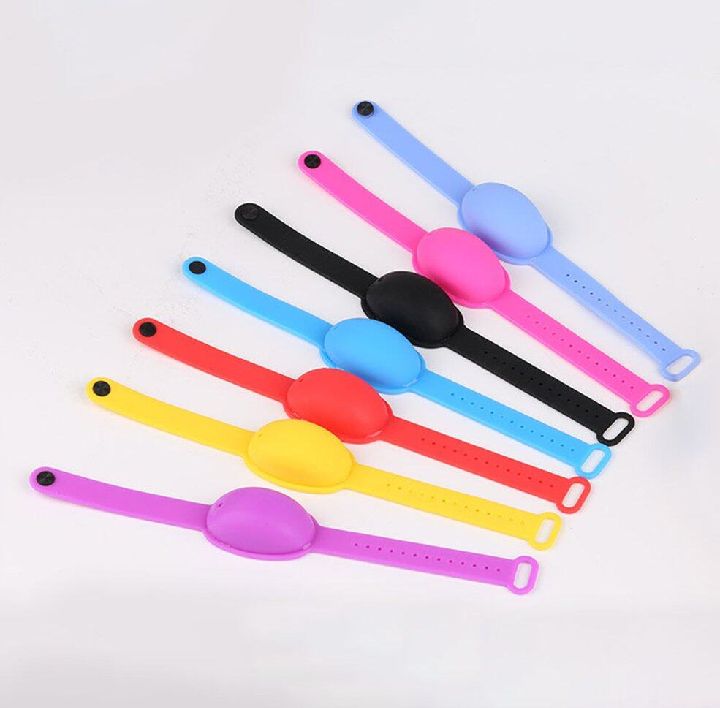 children's disinfection bracelets Silicone Hand Sanitizer Bracelet Protective And Convenient Spray Bottle Disinfection - yellow - yellow