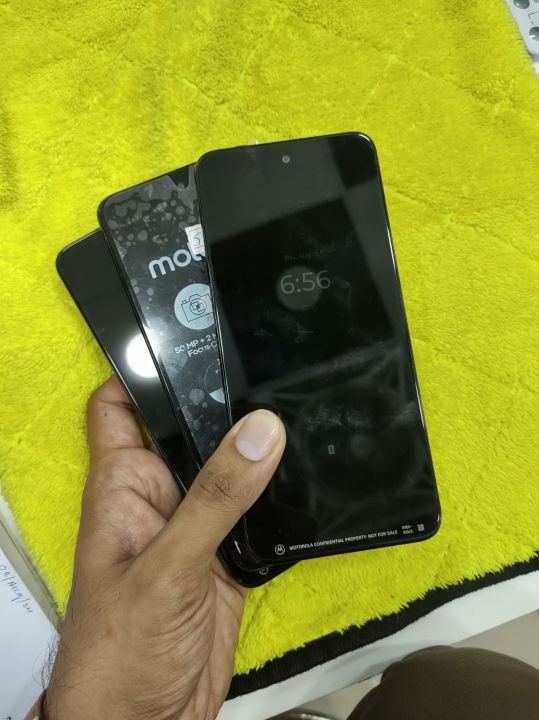Moto%20G%205g%202023%204gb%20Ram%20128gb%20Rom%20Single%20Sim%20Fingerprint%20PTA%20Approved%20with%20box%20-%20Image%204