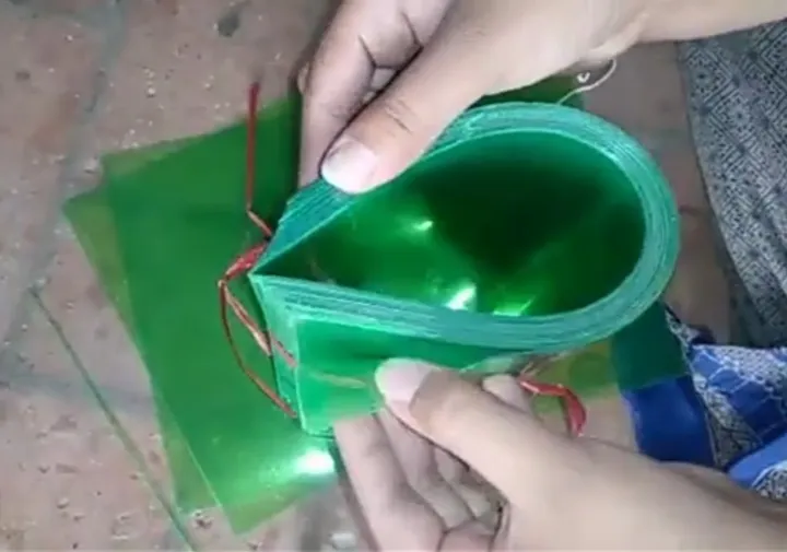 Bindings%20Sheets%20(Green)%20A4%20Size%20for%20books,%20copies%20etc....%20(X-ray%20Binding%20Sheets)%20-%20Image%202