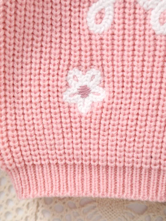 Baby%20Girl%20Knitted%20Round%20Neck%20Sweater%20with%20Letter%20Big%20Sister%20and%20Floral%20Embroidery,%20Fresh%20and%20Versatile,%20Ins%20Hot-Selling%20Top%20-%20Image%205