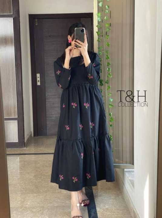 Embriodered Maxi
Stuff lilan high quality
Size 
Chest 21
Length 52