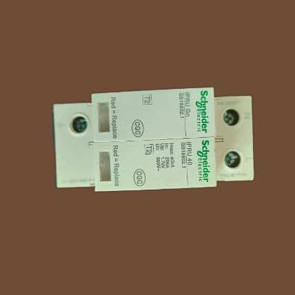 AC%20DP%20SPD%20Surge%20Arrester%20Schneider%2040K%20220/440V%2032A%20to%2063A%20-%20Image%204