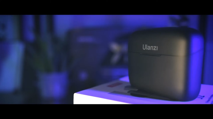 Ulanzi J12 Dual Wireless Microphone with Charging Case For Type-C