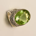 Vintage Peridot Green Zircon Rings for Women Carved Flower Pattern Ring Fashion Creative Design Handmade Wedding Party Jewelry.