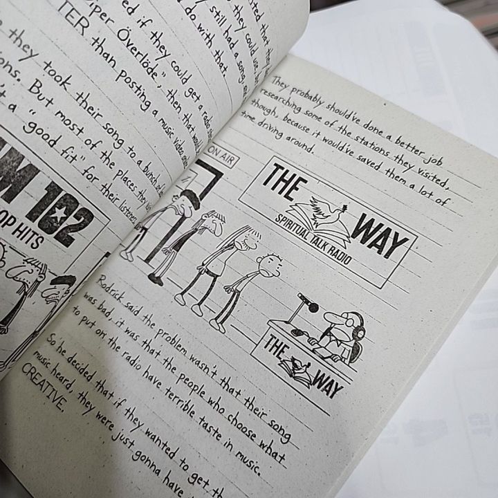 Diary%20Of%20A%20Wimpy%20Kid%20Diper%20Overlode%20by%20Jeff%20Kinny%20-%20Image%204